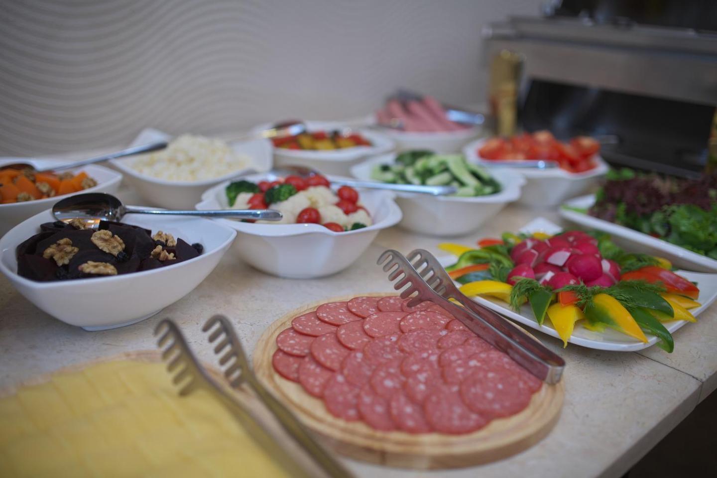 Grand Voyage Hotel Almaty Ngoại thất bức ảnh