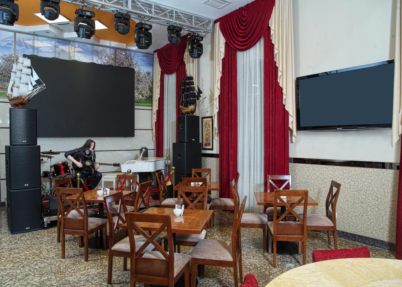 Grand Voyage Hotel Almaty Ngoại thất bức ảnh