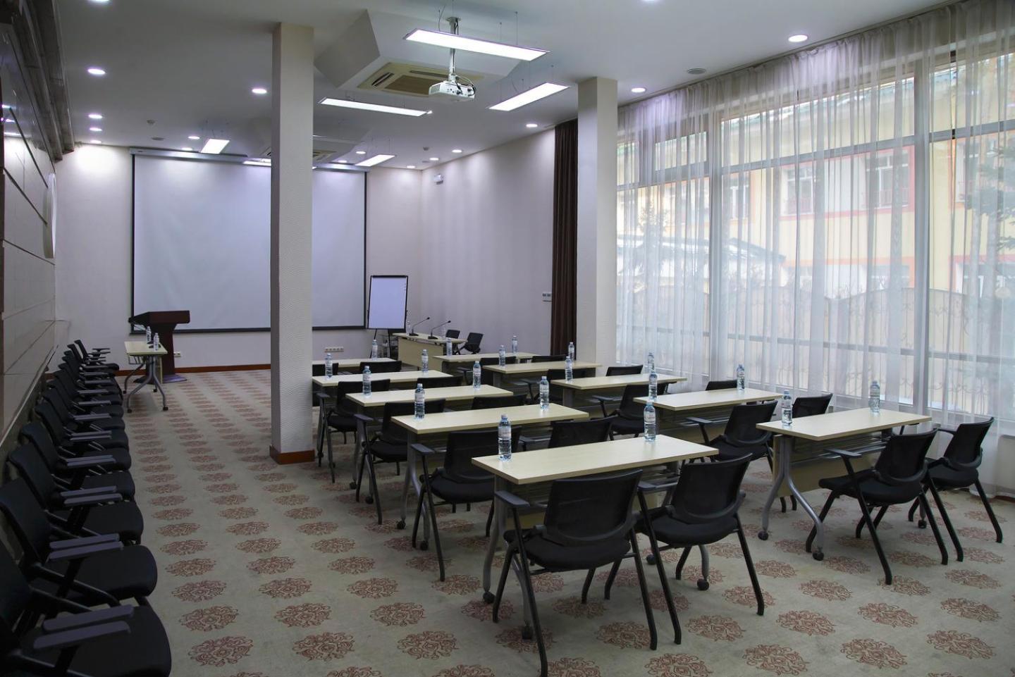 Grand Voyage Hotel Almaty Ngoại thất bức ảnh