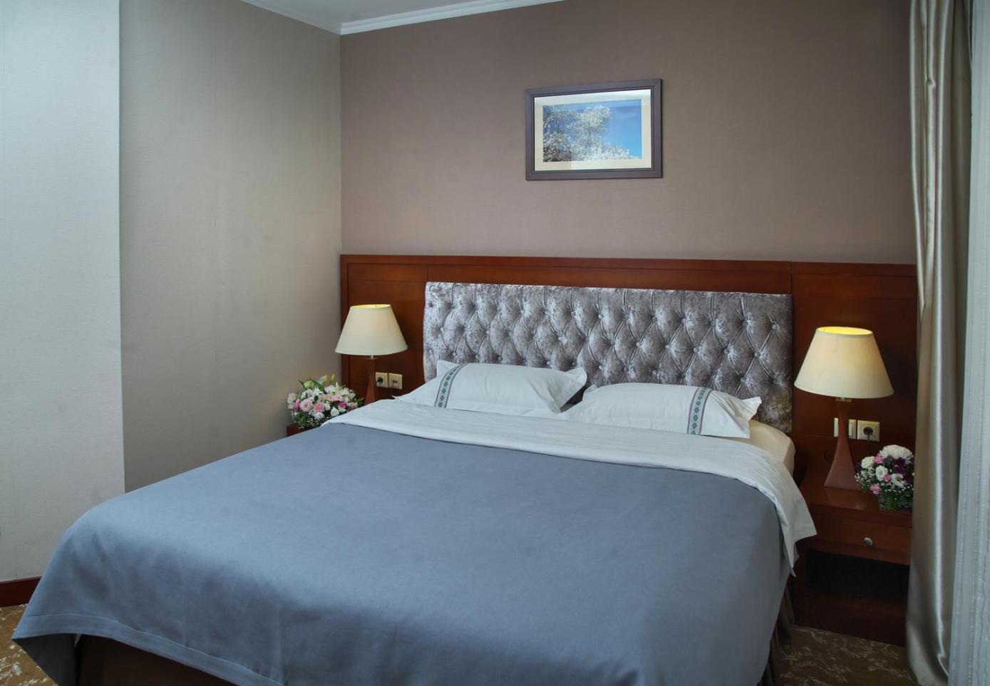 Grand Voyage Hotel Almaty Ngoại thất bức ảnh