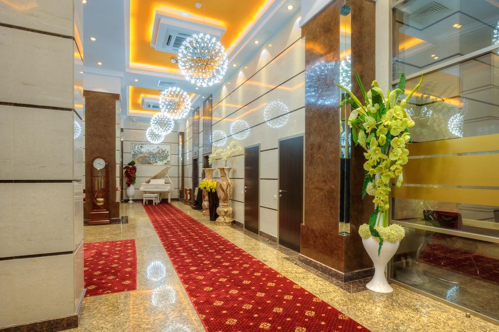Grand Voyage Hotel Almaty Ngoại thất bức ảnh